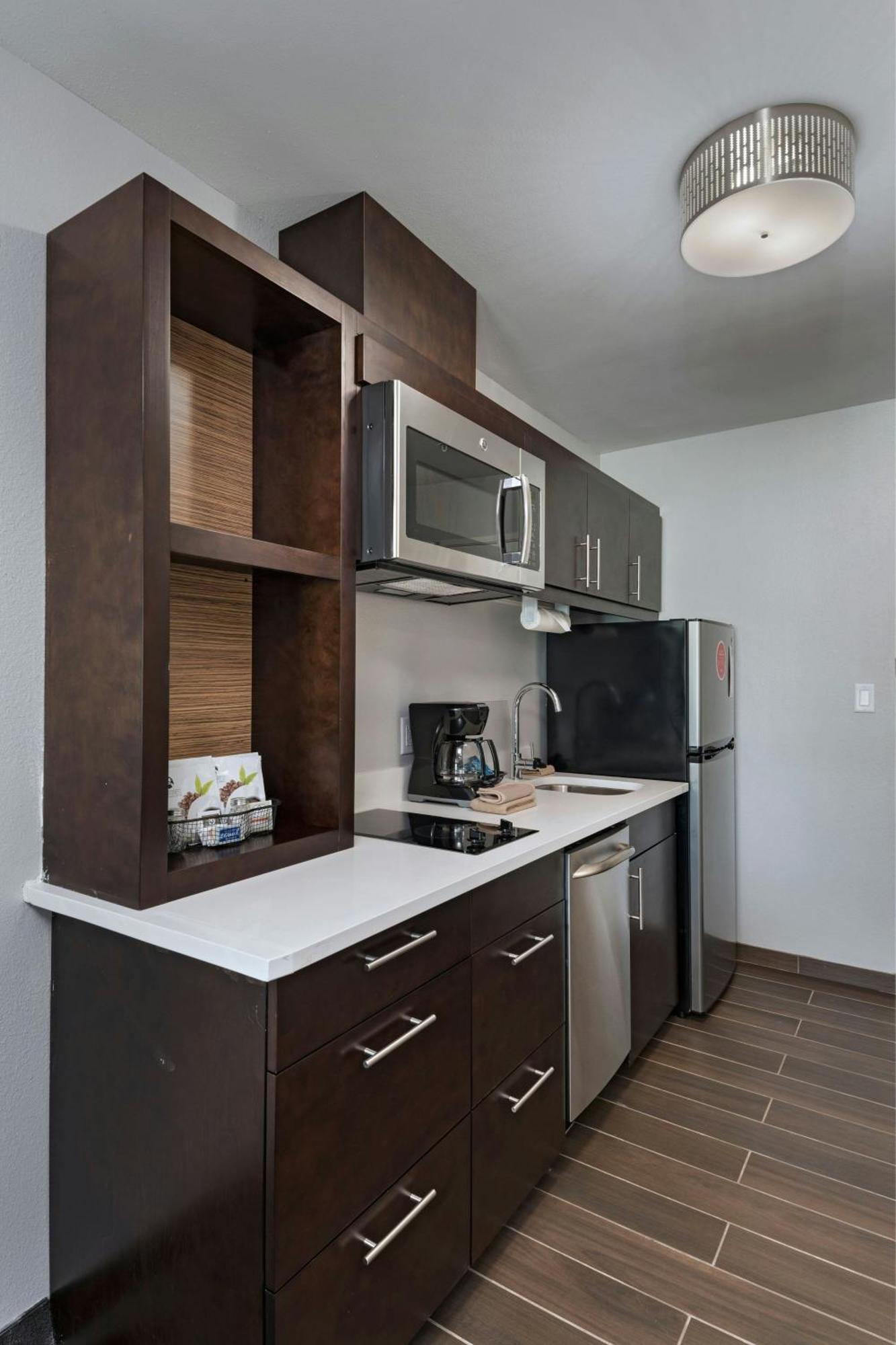 Towneplace Suites By Marriott Baton Rouge Port Allen Exterior foto
